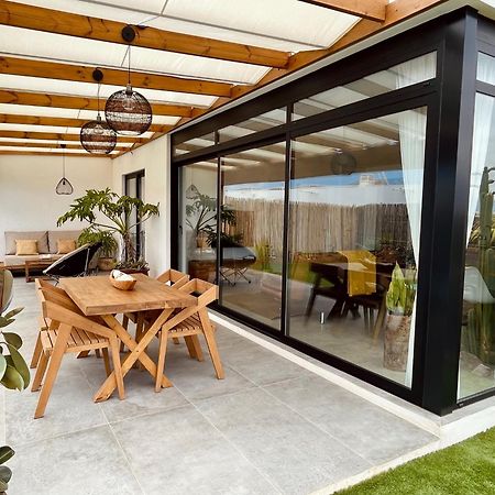 Bungalow + Piscina Independiente La Oliva Exteriör bild
